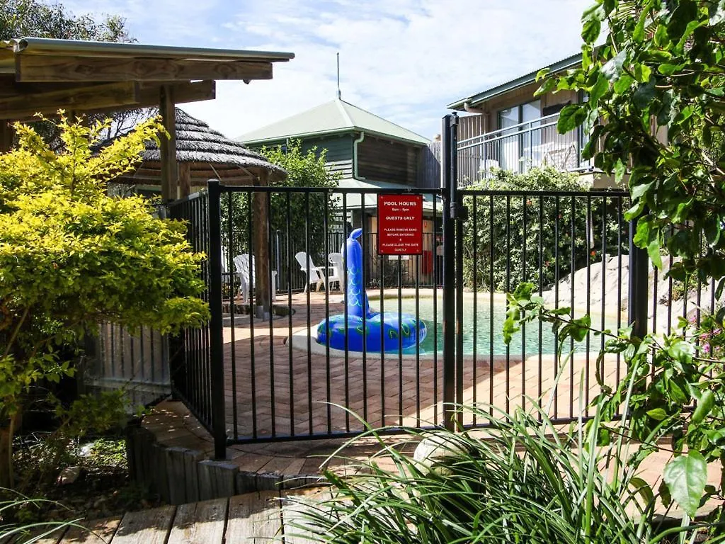 Studio 9 Point Lookout 0*,  Australia
